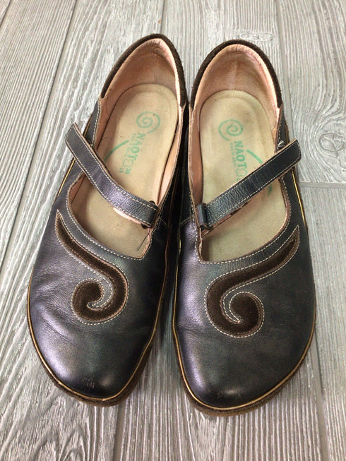Naot maryjane Flats Size 39